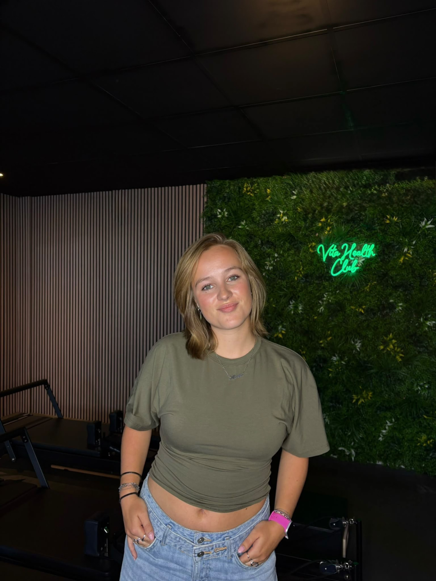 Kiki, reformer pilates trainer bij VitaHealthClub